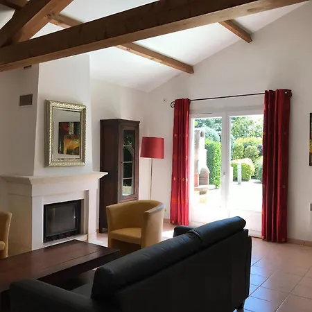 In Parthenay With Bubble Bath * Les Forges