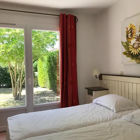 Beautiful With Shared Pool Holiday home Les Forges (Deux-Sevres)