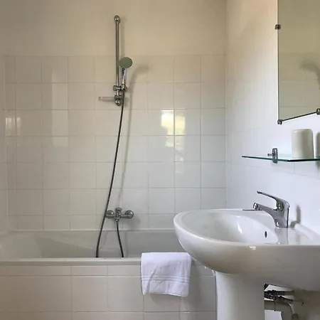 Nyaraló In Parthenay With Bubble Bath