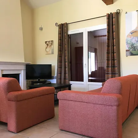 In Parthenay With Bubble Bath * Les Forges