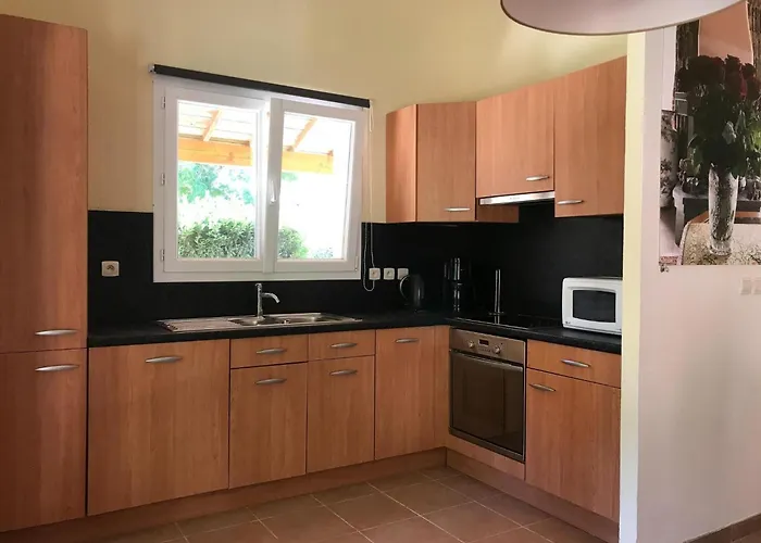 بيت للعطل In Parthenay With Bubble Bath *