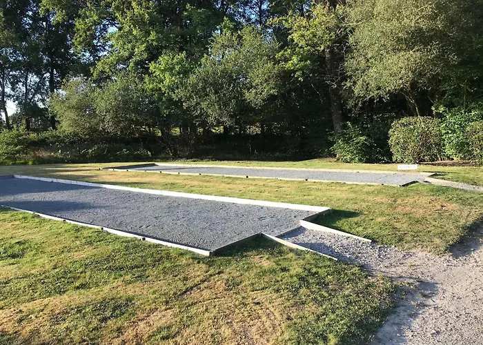 بيت للعطل In Parthenay With Bubble Bath Les Forges (Deux-Sevres)