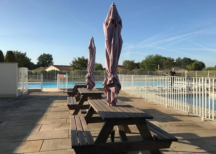 In Parthenay With Bubble Bath Les Forges (Deux-Sevres)