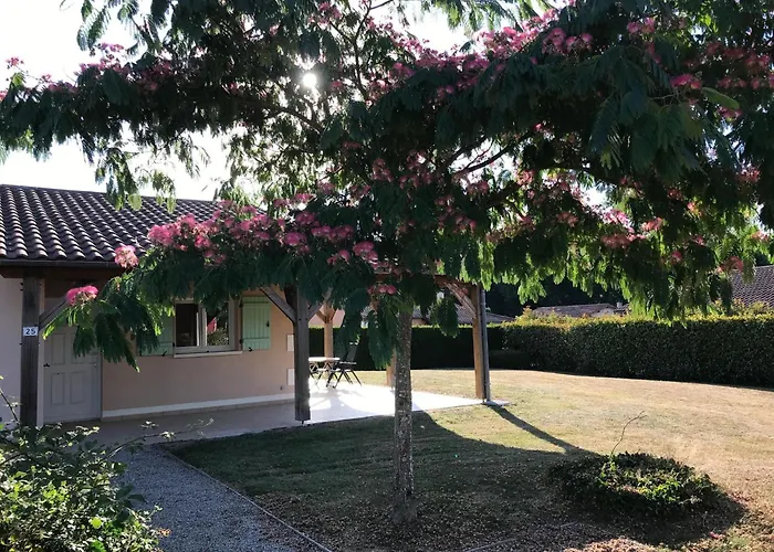 In Parthenay With Bubble Bath * Les Forges (Deux-Sevres)